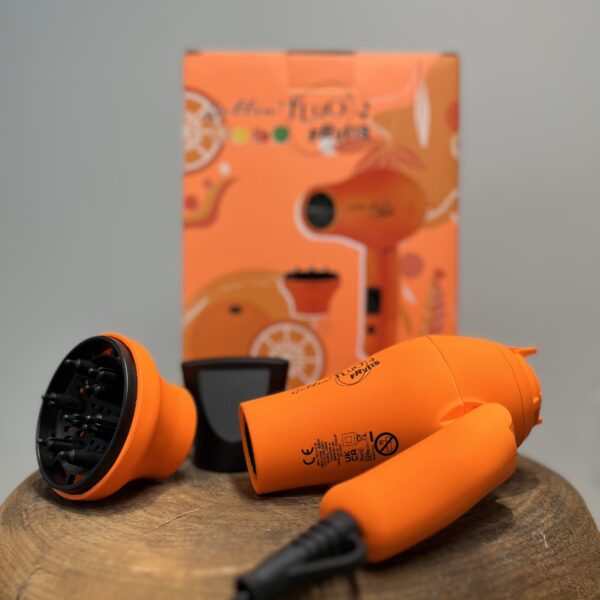 phon da viaggio per capelli arancione